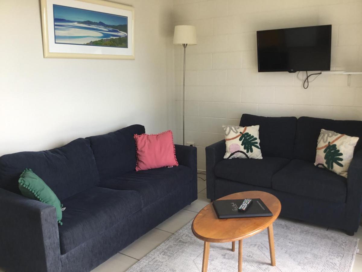 Whitsunday Waterfront Apartments Airlie Beach Eksteriør billede