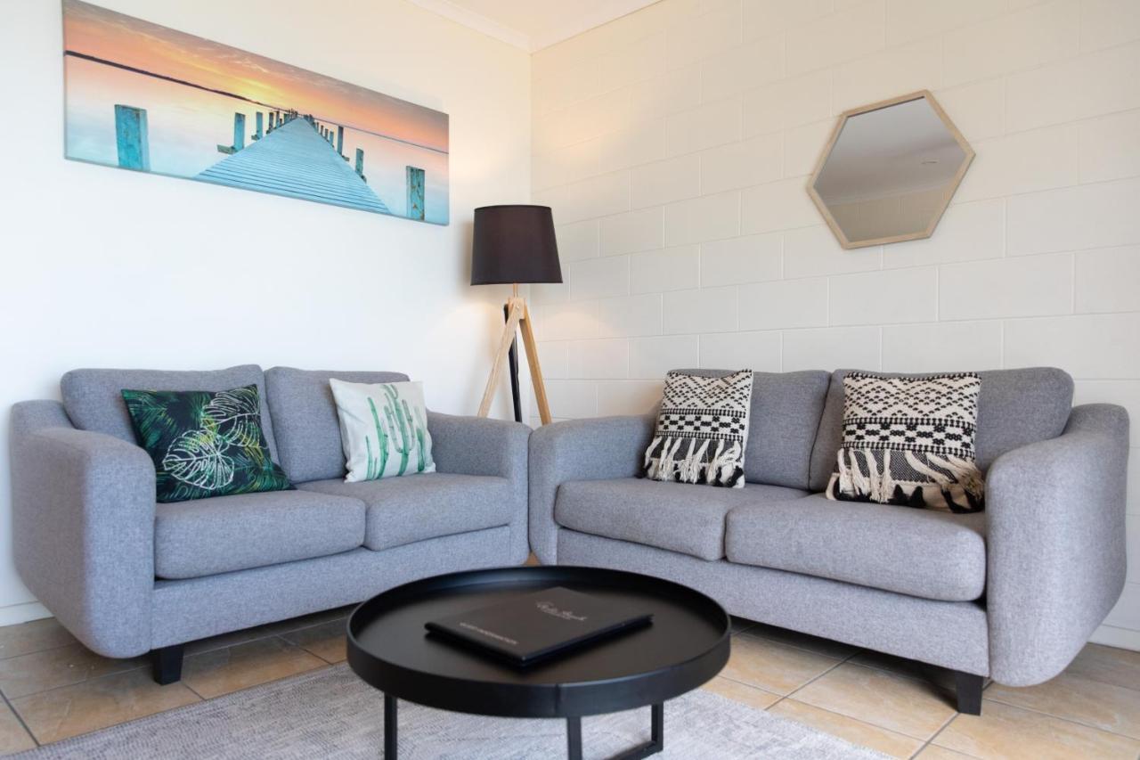 Whitsunday Waterfront Apartments Airlie Beach Eksteriør billede