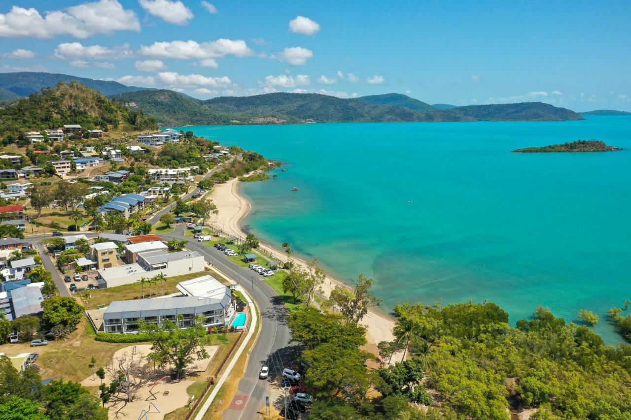 Whitsunday Waterfront Apartments Airlie Beach Eksteriør billede
